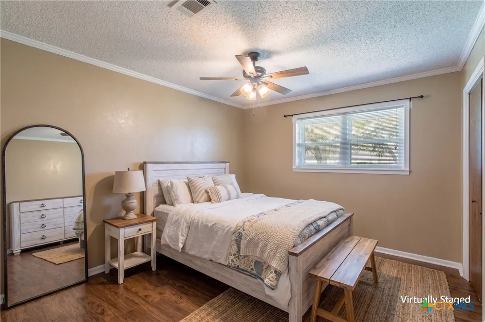 3053 Hobby Creek Road Burlington, TX 76519