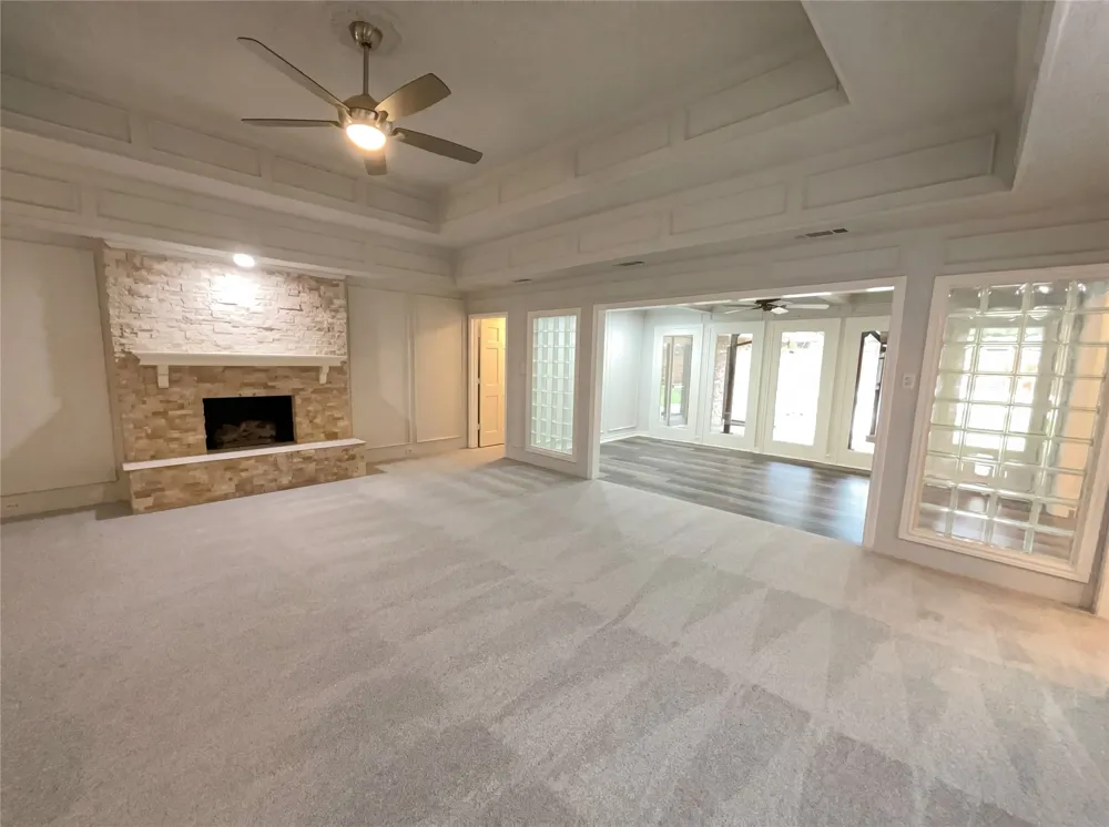13216 Hillcrest Road Dallas, TX 75240