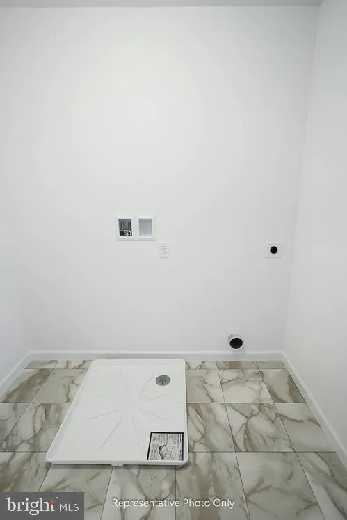 7833 OAK BROOK DRIVE Harrisburg, PA 17112