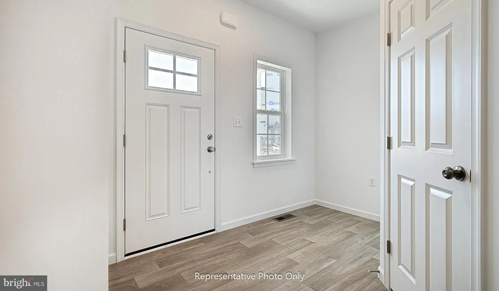 7833 OAK BROOK DRIVE Harrisburg, PA 17112