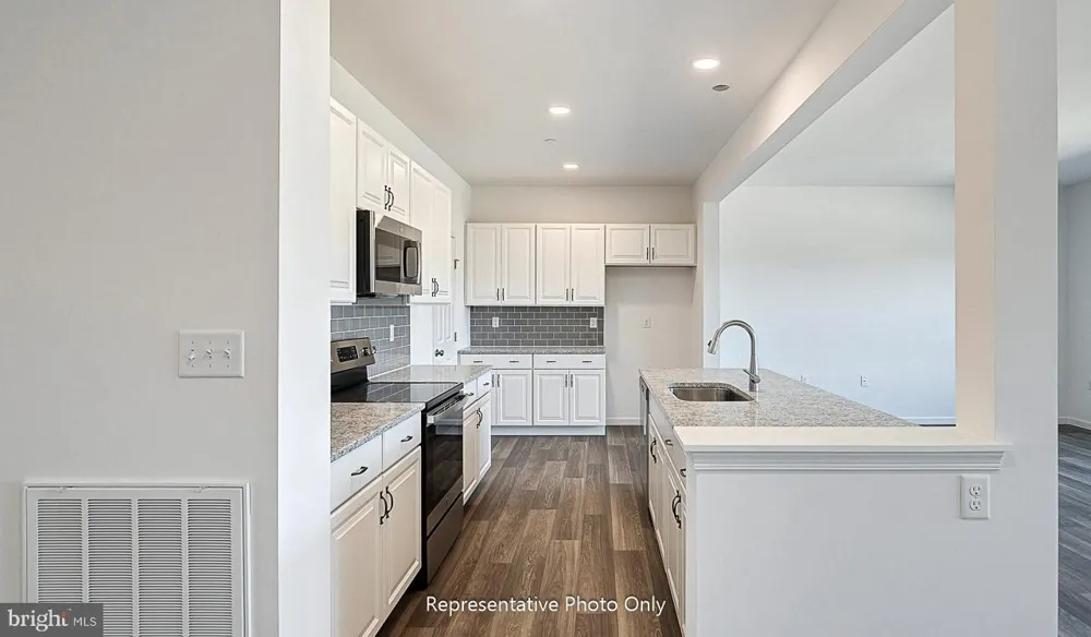 7829 OAK BROOK DRIVE Harrisburg, PA 17112