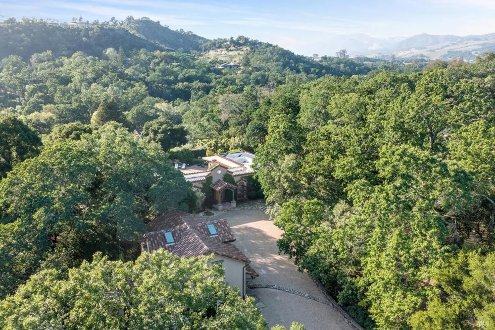 13230 Arnold Drive Glen Ellen, CA 95442