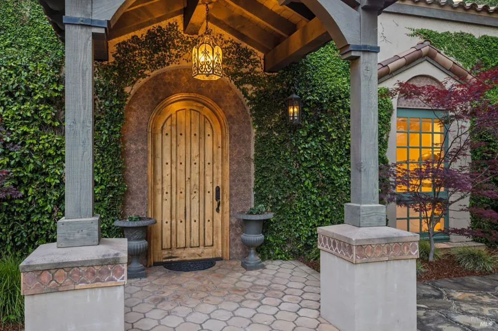 13230 Arnold Drive Glen Ellen, CA 95442
