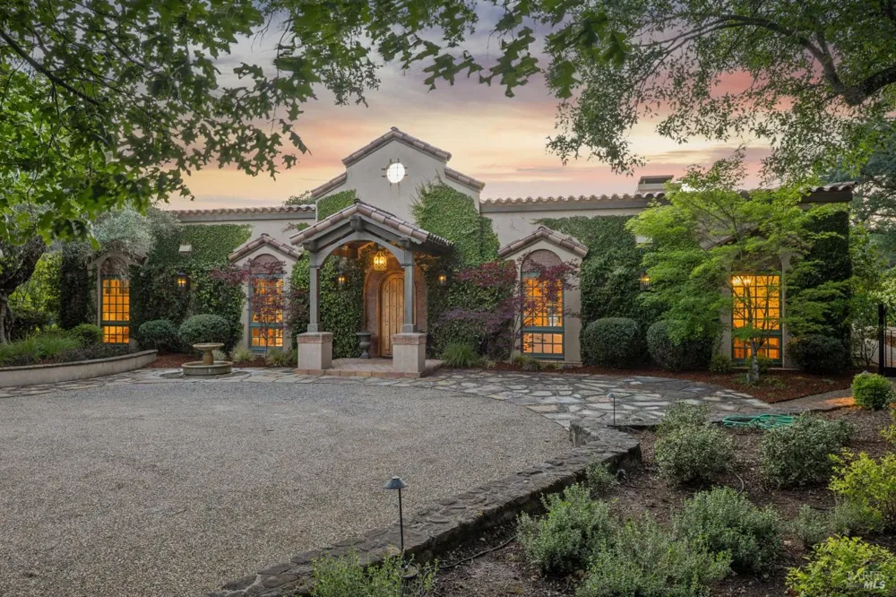 13230 Arnold Drive Glen Ellen, CA 95442