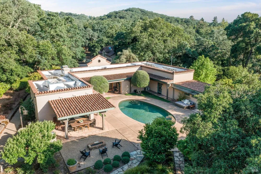 13230 Arnold Drive Glen Ellen, CA 95442
