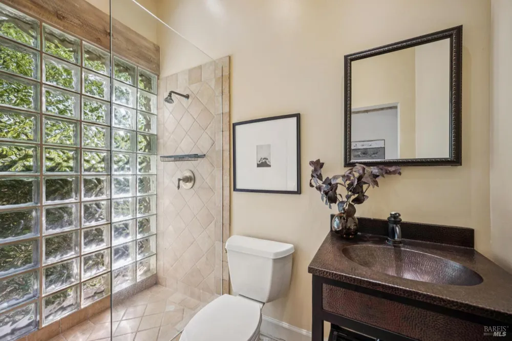 13230 Arnold Drive Glen Ellen, CA 95442