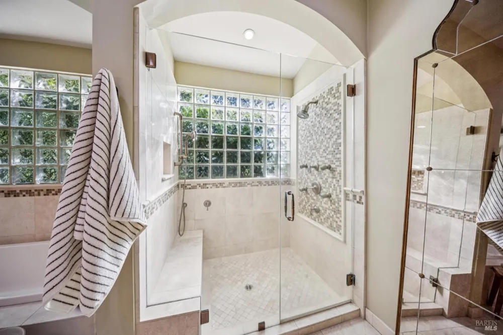 13230 Arnold Drive Glen Ellen, CA 95442