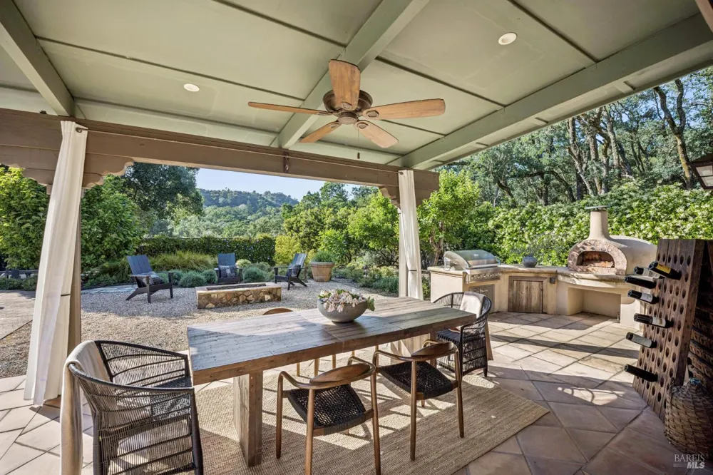 13230 Arnold Drive Glen Ellen, CA 95442