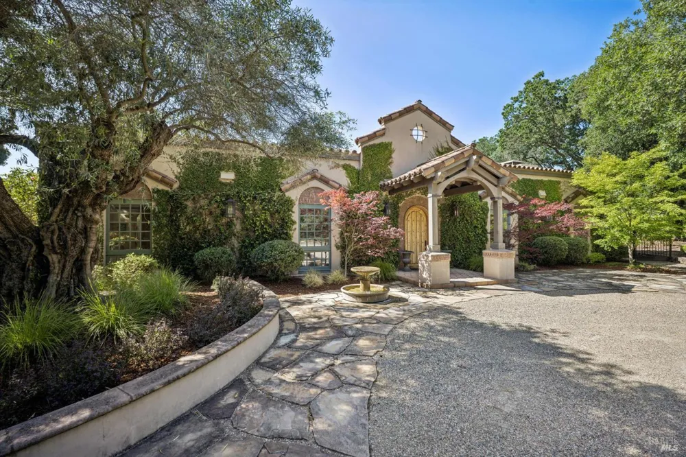 13230 Arnold Drive Glen Ellen, CA 95442