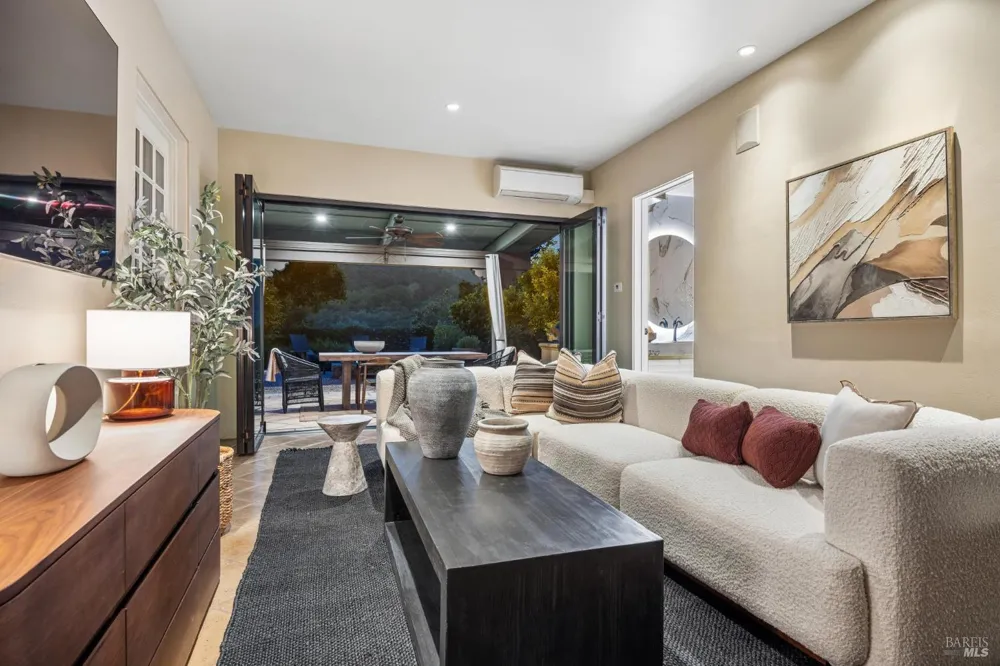 13230 Arnold Drive Glen Ellen, CA 95442