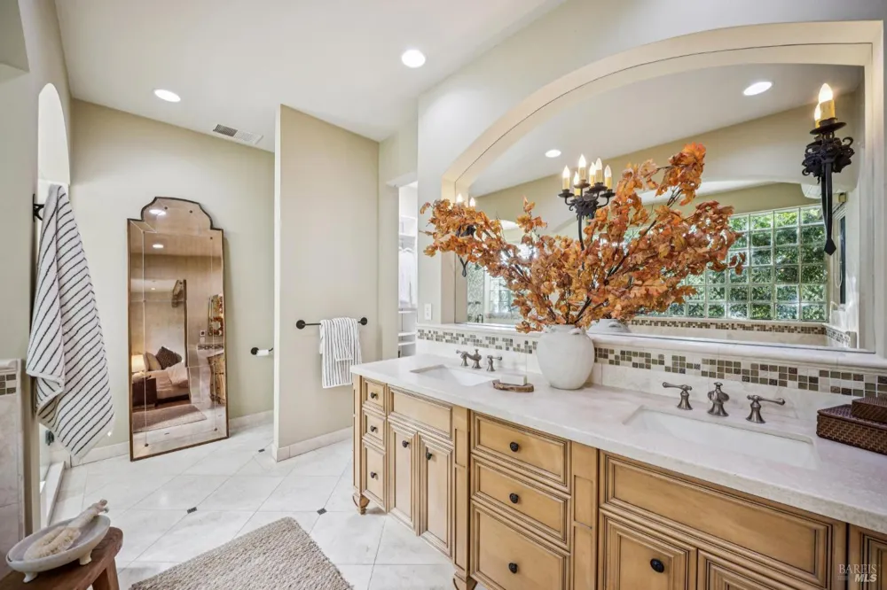 13230 Arnold Drive Glen Ellen, CA 95442
