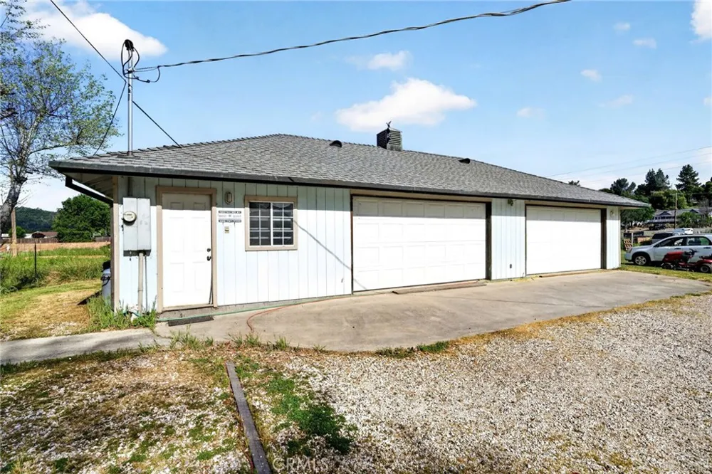 7365 Old Highway 53 Clearlake, CA 95422