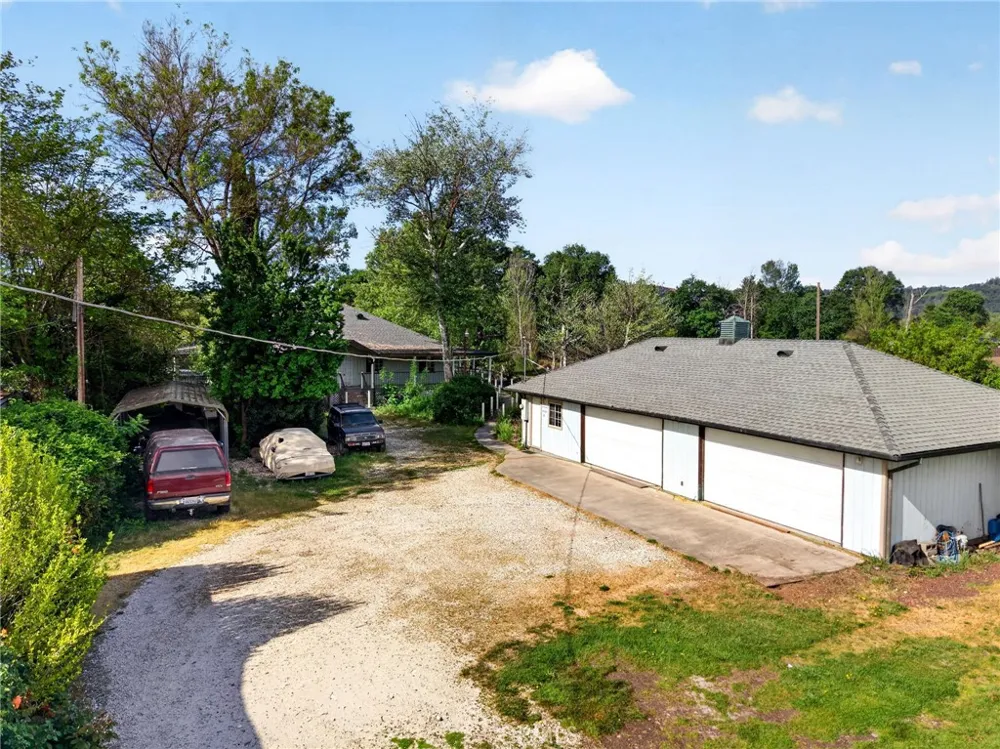 7365 Old Highway 53 Clearlake, CA 95422
