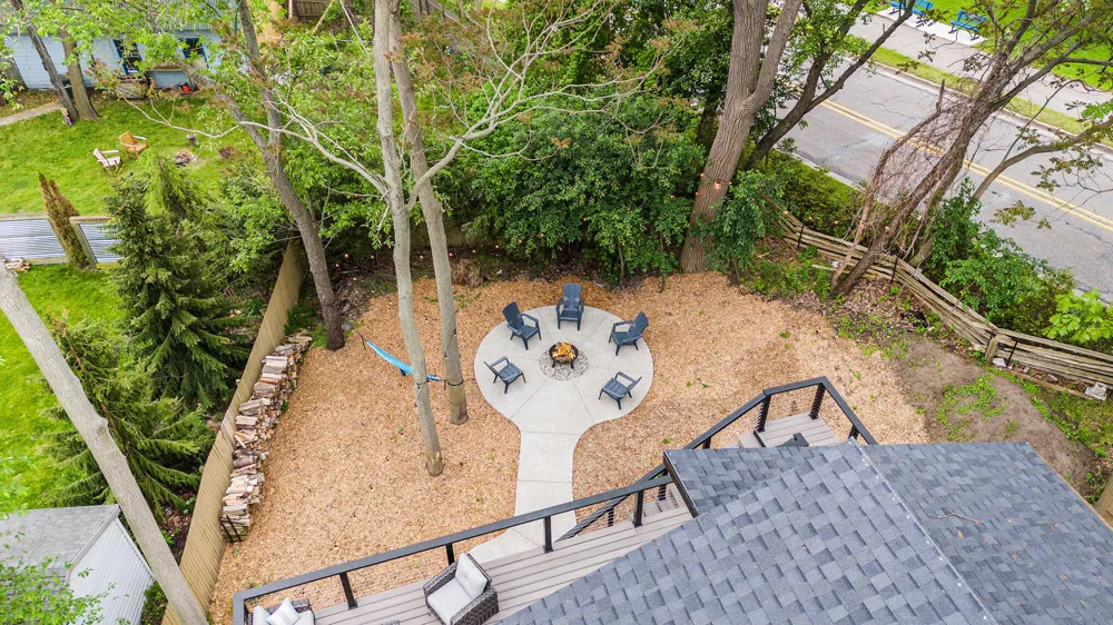 3220 Lakeshore Drive Muskegon, MI 49441