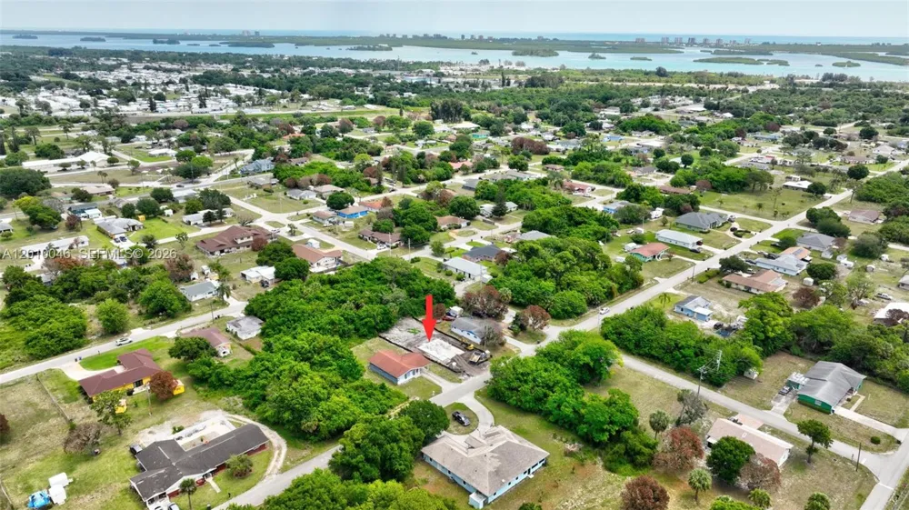 2104 Barcelona Ave Fort Pierce, FL 34946