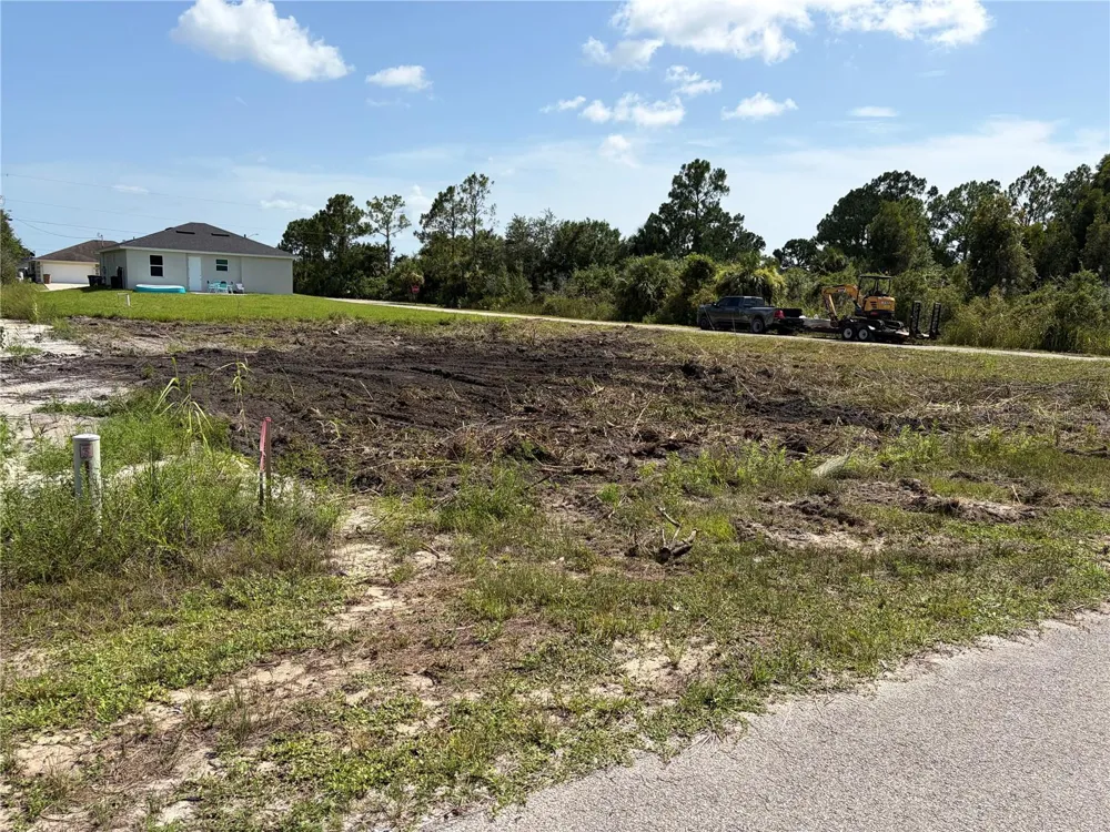 2619 26TH STREET W Lehigh Acres, FL 33971