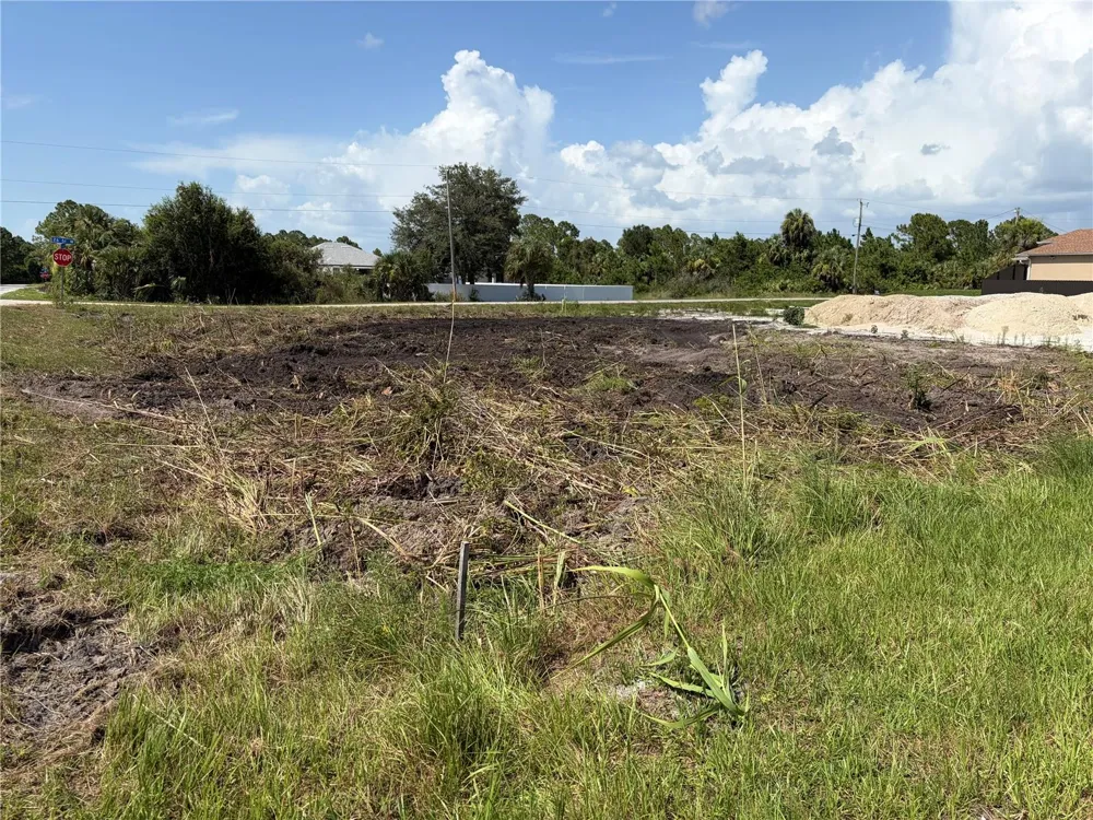 2619 26TH STREET W Lehigh Acres, FL 33971