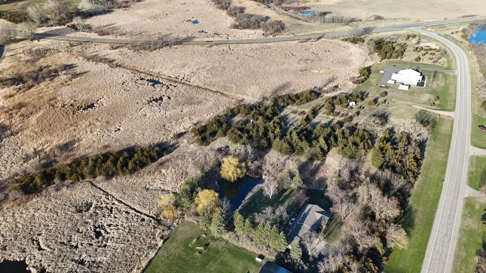 2398 122nd Avenue NE Spicer, MN 56288