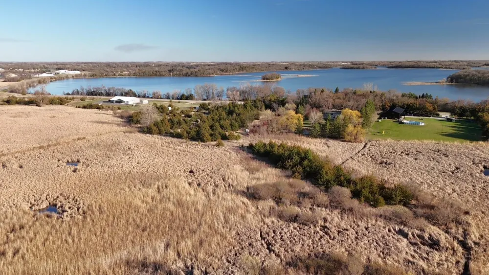 2398 122nd Avenue NE Spicer, MN 56288