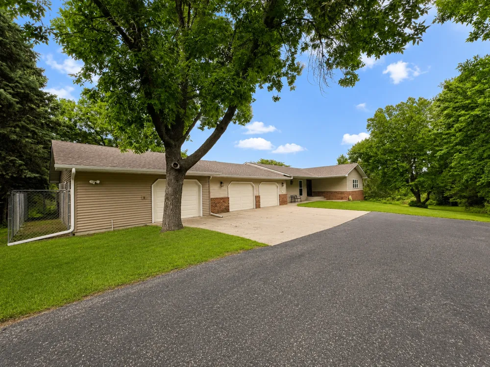 2398 122nd Avenue NE Spicer, MN 56288