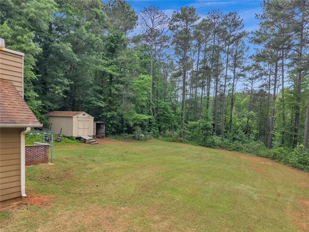 4086 Rex Road Rex, GA 30273
