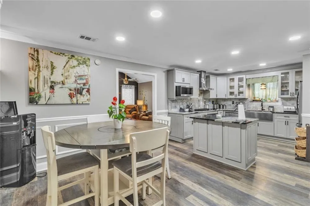 4086 Rex Road Rex, GA 30273