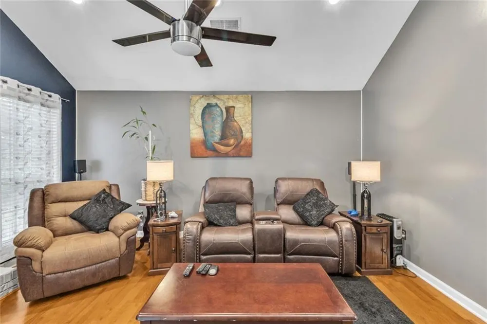 4086 Rex Road Rex, GA 30273