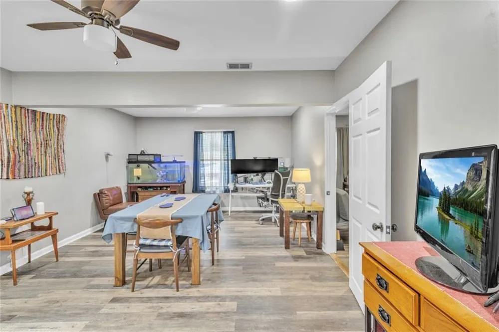 4086 Rex Road Rex, GA 30273