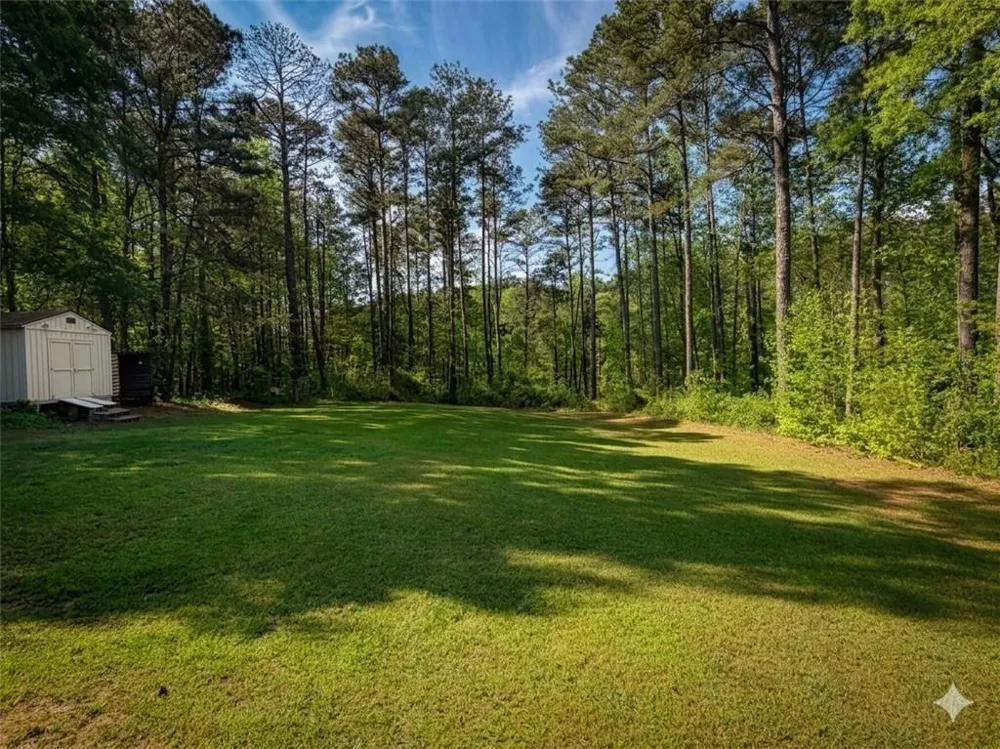 4086 Rex Road Rex, GA 30273