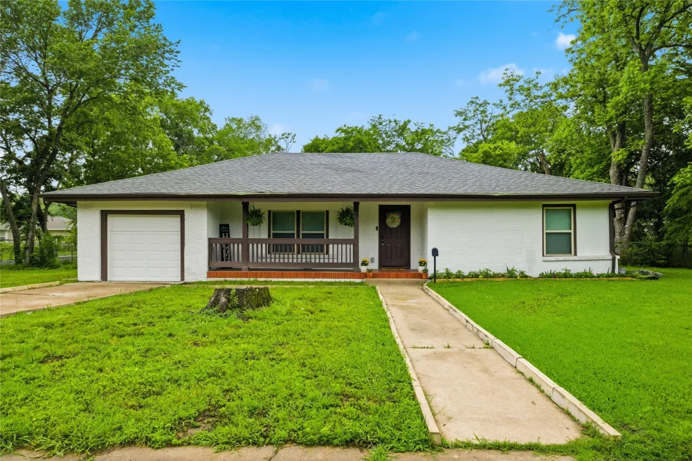 448 W Waco Avenue Cooper, TX 75432