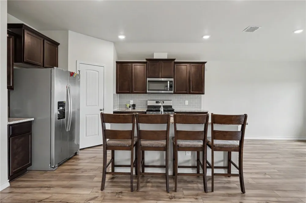 138 Donegal Street Sinton, TX 78387