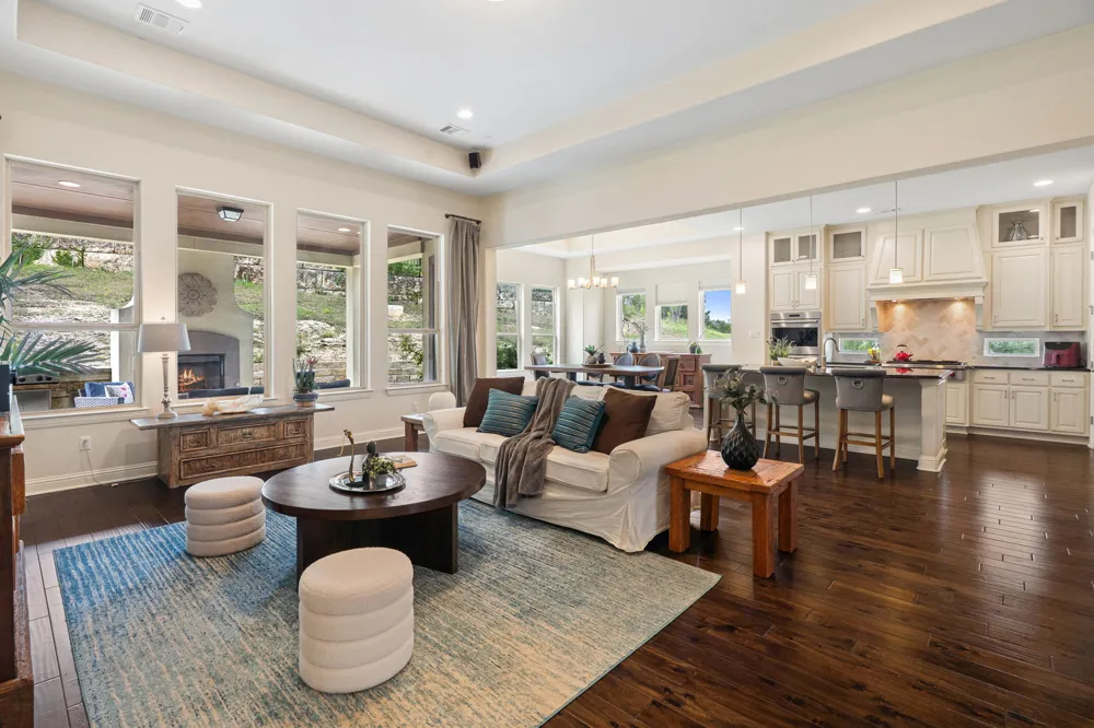 308 Ansley Cove Austin, TX 78738
