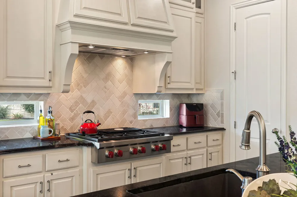 308 Ansley Cove Austin, TX 78738