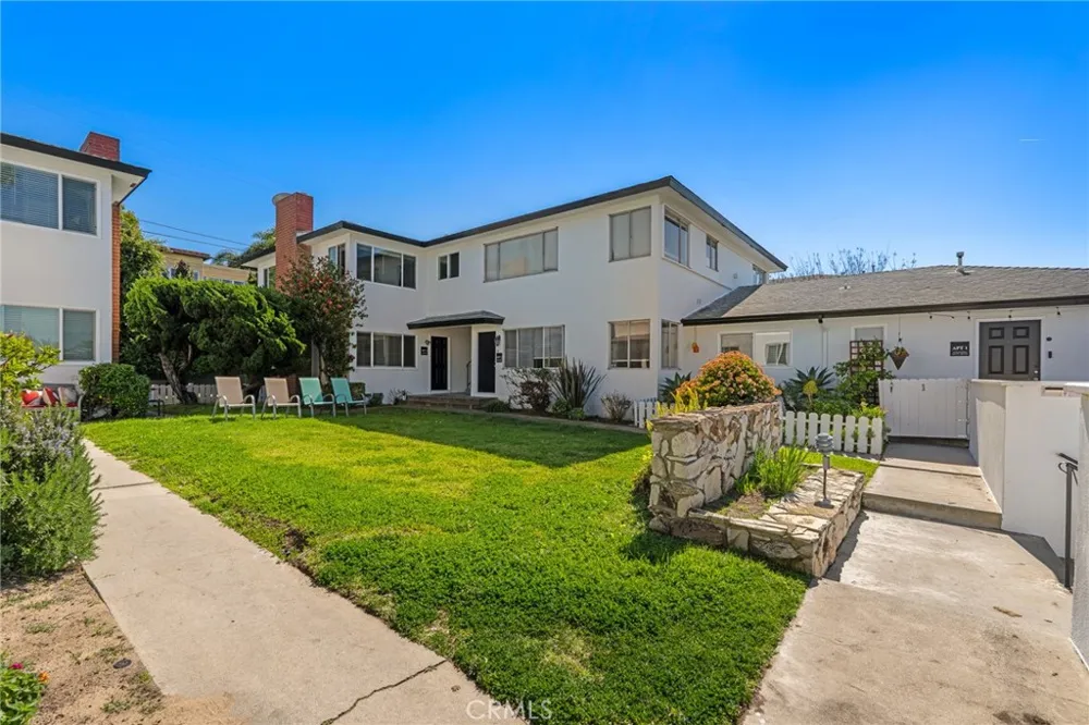124 Palos Verdes Boulevard Redondo Beach, CA 90277