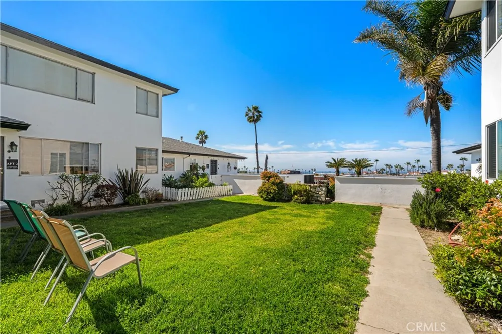 124 Palos Verdes Boulevard Redondo Beach, CA 90277