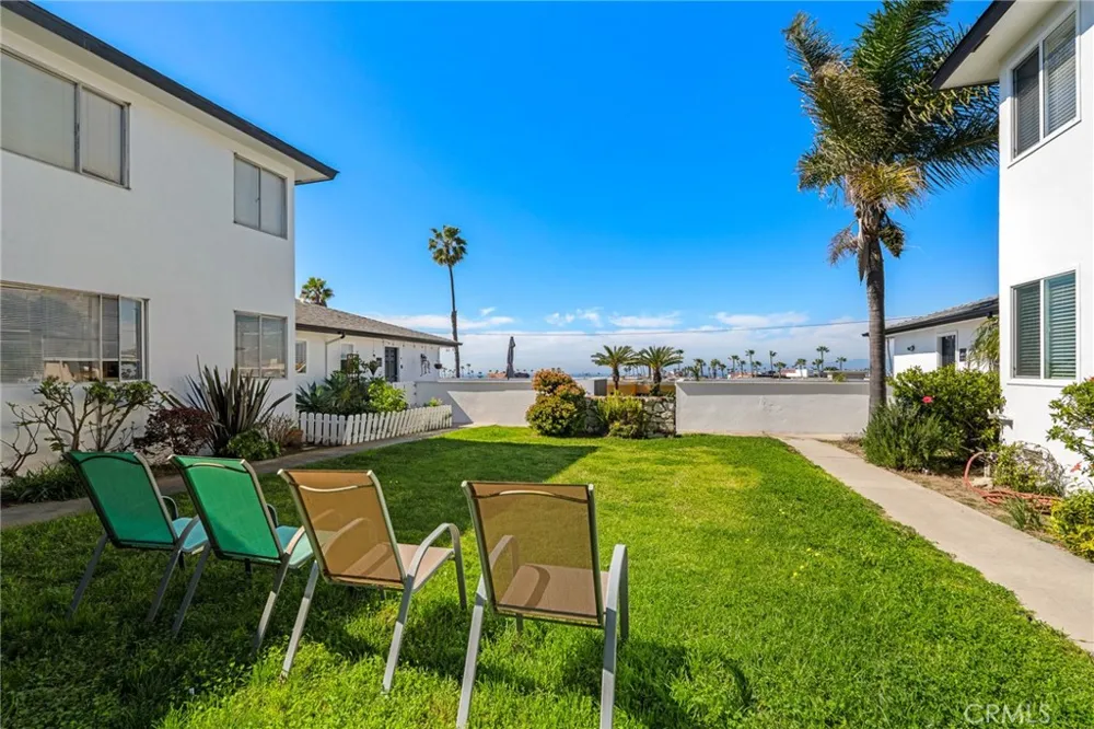 124 Palos Verdes Boulevard Redondo Beach, CA 90277