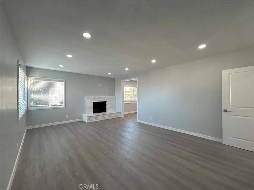 124 Palos Verdes Boulevard Redondo Beach, CA 90277