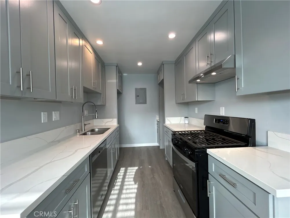 124 Palos Verdes Boulevard Redondo Beach, CA 90277