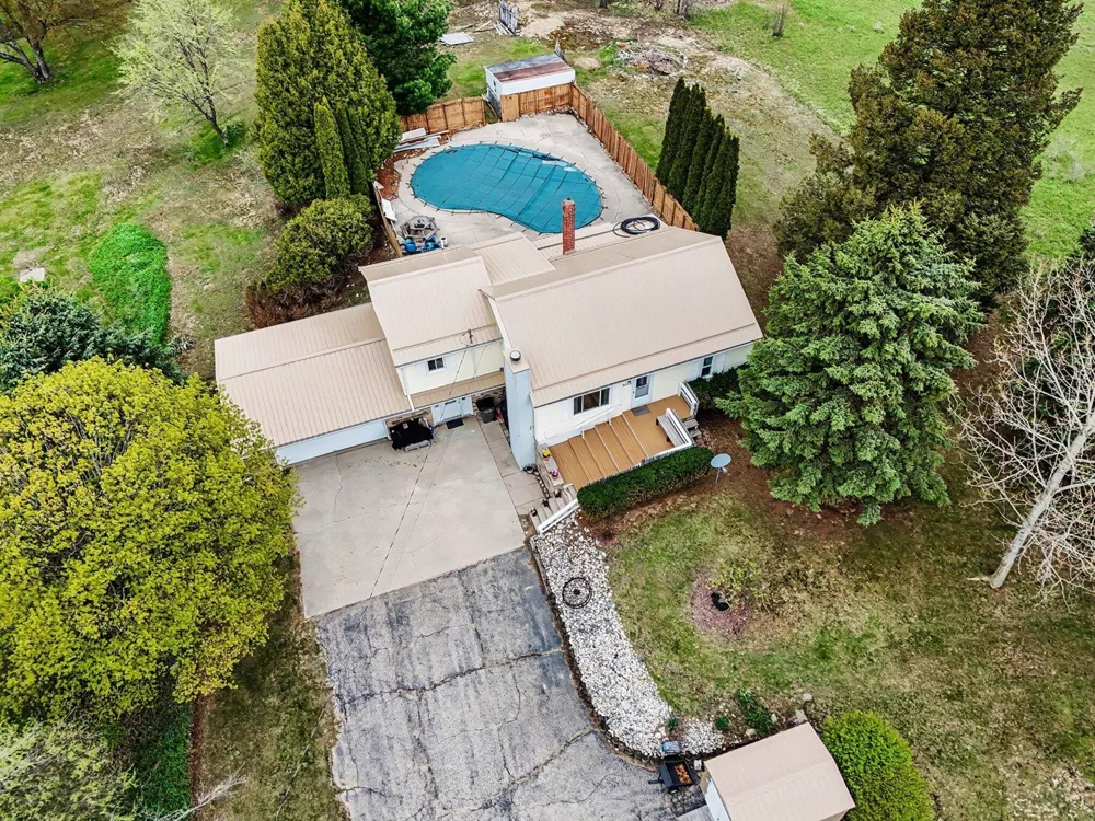 2330 W Tyler Road Hart Township, MI 49420