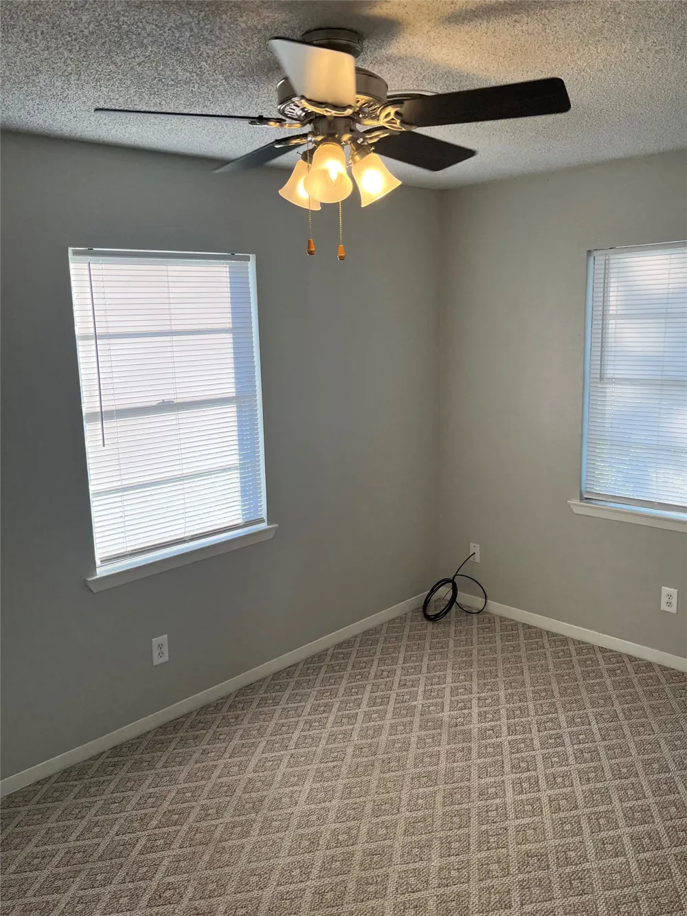 4 Hollywood Drive Lampasas, TX 76550