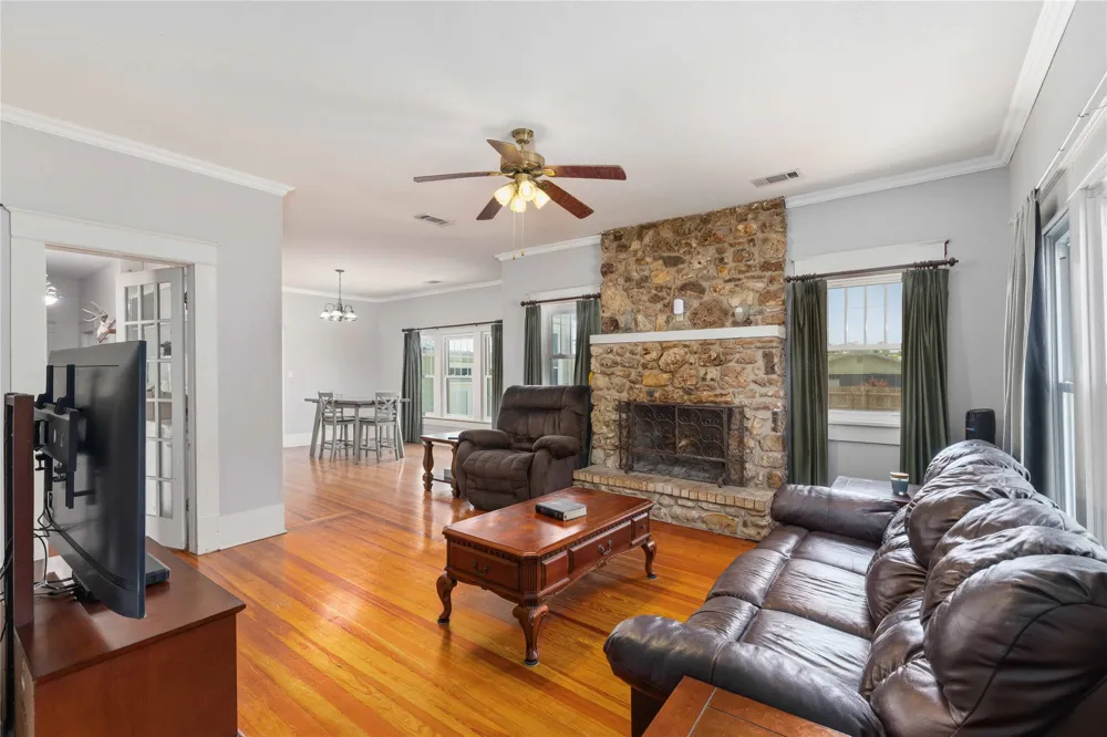 701 4th Street Goldthwaite, TX 76844