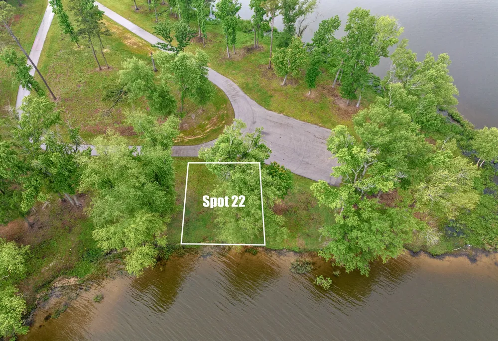 3121 Shadow Pines Larue, TX 75770