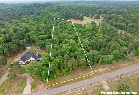 3121 Shadow Pines