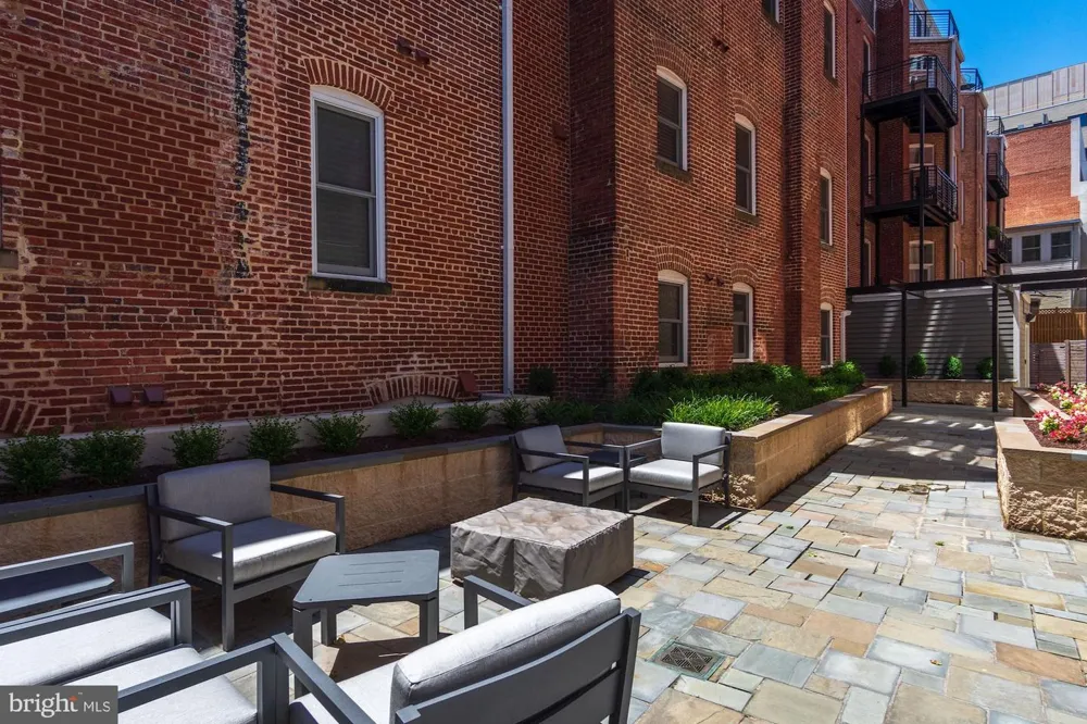 1745 Street NW #404 Washington, DC 20036