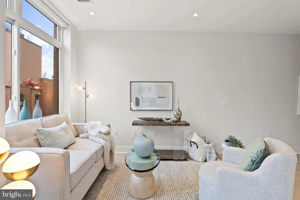 1745 Street NW #404 Washington, DC 20036