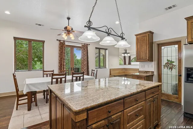412 RIVER RD Unit 201 Boerne, TX 78006