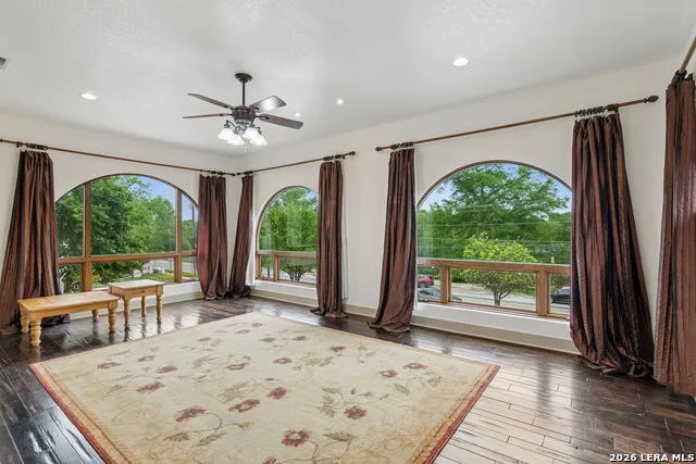 412 RIVER RD Unit 201 Boerne, TX 78006
