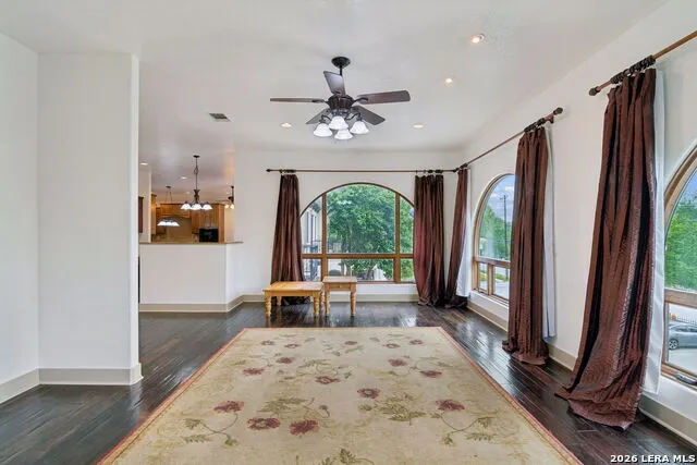 412 RIVER RD Unit 201 Boerne, TX 78006