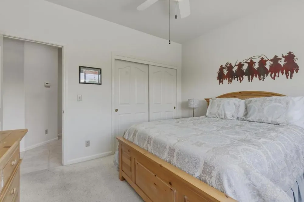 1290 Sonnys Way Hollister, CA 95023