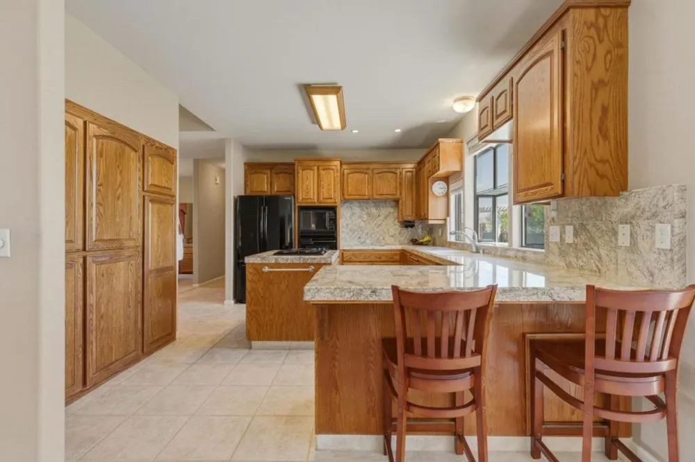 1290 Sonnys Way Hollister, CA 95023